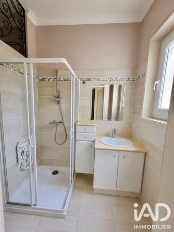 Maison à vendre 4 pièces 157,96 m² Saint-Julien-du-Sault