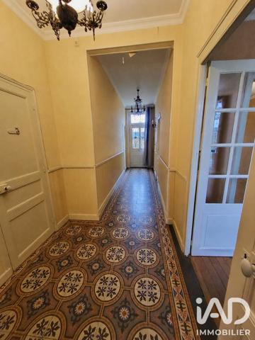 Maison à vendre 4 pièces 157,96 m² Saint-Julien-du-Sault