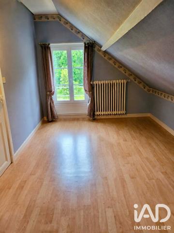 Maison à vendre 4 pièces 157,96 m² Saint-Julien-du-Sault