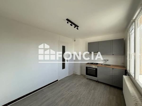 Location Appartement 2 pièces 49.98 m² - 20 RUE SAINT EXUPERY Aiglemont 08090