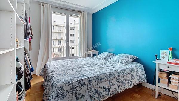 EXCLUSIVITE NANTES - HAUTS-PAVÉS, FELIX FAURE, MONSELET / Appartement 3 pièces 2 chambres, ascenseur, balcon, cave, grand jardin collectif clos.