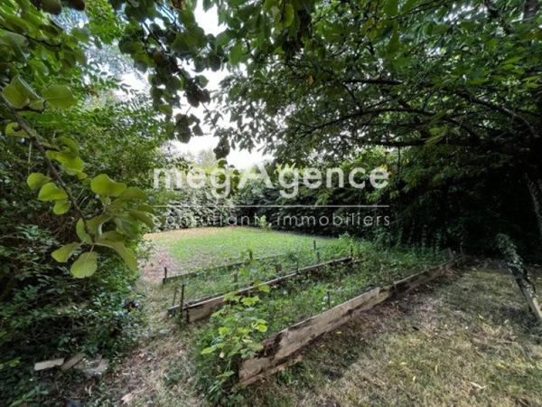 Terrain à ANGERS, 49000 - 1225m²