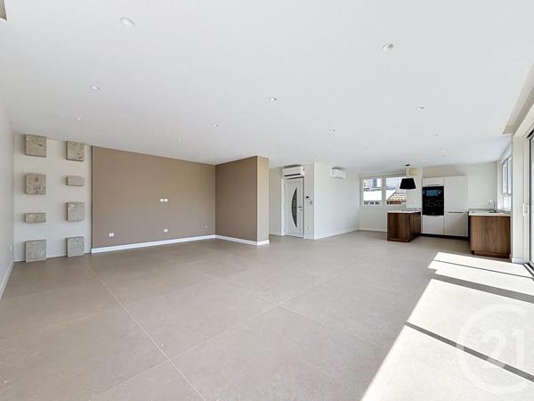 Appartement F5 à vendre  5 pièces - 125,40 m 2   MONTBELIARD  - 25