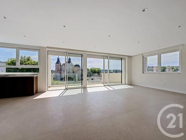 Appartement F5 à vendre  5 pièces - 125,40 m 2   MONTBELIARD  - 25
