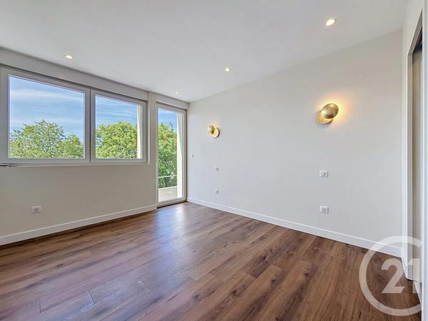 Appartement F5 à vendre  5 pièces - 125,40 m 2   MONTBELIARD  - 25