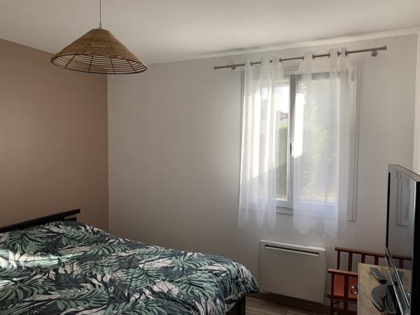 Maison
         4 pièces
        - 85 m² Exclusivité 128 000 € *