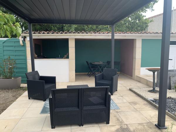 Maison
         4 pièces
        - 85 m² Exclusivité 128 000 € *