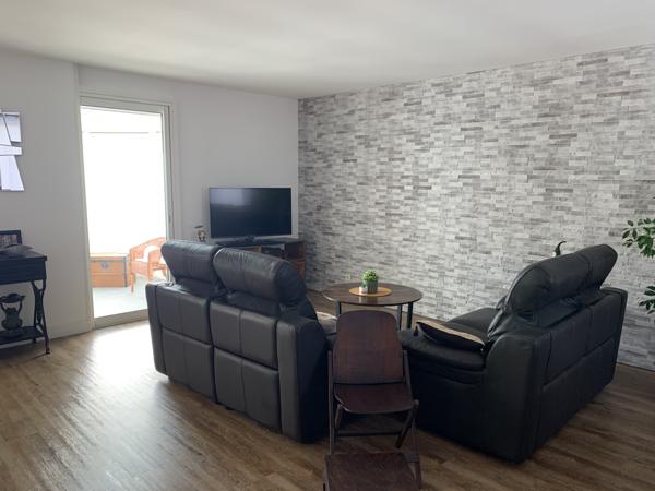 Maison
         4 pièces
        - 85 m² Exclusivité 128 000 € *