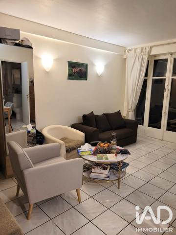 Location studio 32,51 m² Paris 17