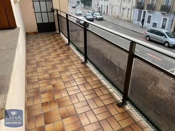 Appartement à louer 3 pièces 69.79m²