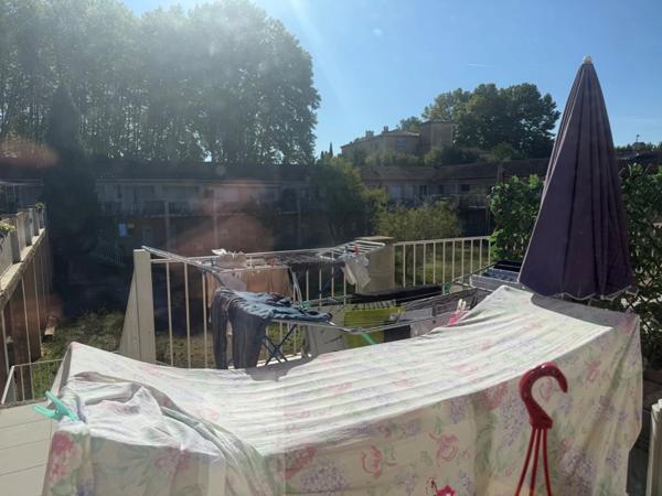 Appartement à vendre 2 pièces EGUILLES (13)