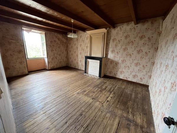 Maison à vendre 77 420 € Saint-Martin-Lacaussade 4 p 82 m² DPE