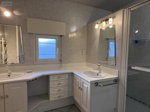 Appartement à vendre à Cholet dans le Maine-et-Loire (49300), ref : 49058-1565