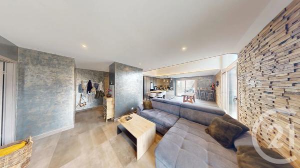 Appartement T4 à vendre  4 pièces - 113 m 2   MONTLEBON  - 25