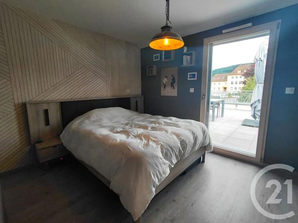Appartement T4 à vendre  4 pièces - 113 m 2   MONTLEBON  - 25