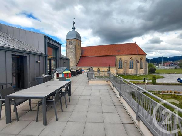 Appartement T4 à vendre  4 pièces - 113 m 2   MONTLEBON  - 25