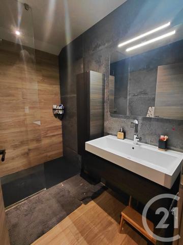 Appartement T4 à vendre  4 pièces - 113 m 2   MONTLEBON  - 25