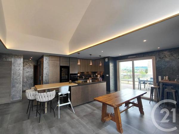 Appartement T4 à vendre  4 pièces - 113 m 2   MONTLEBON  - 25