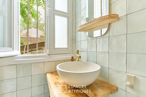 Duplex sur cour avec son jardin arboré
