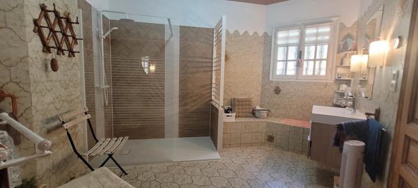 Magnifique maison familiale de 289 m² dans un havre de paix