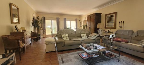 Magnifique maison familiale de 289 m² dans un havre de paix