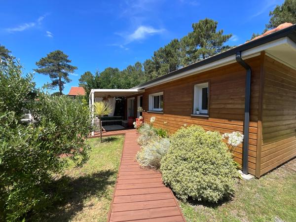 LE TEICH MAISON 93M2 PISCINE JACCUZI