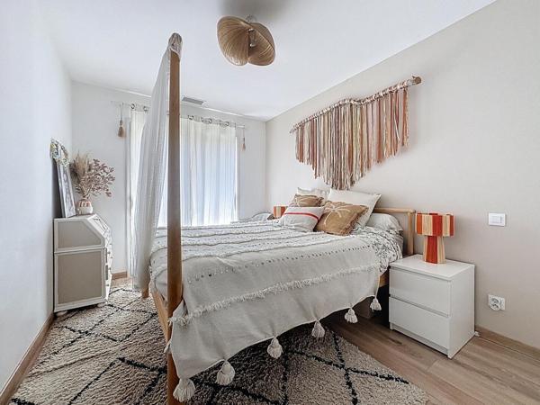 LE TEICH MAISON 93M2 PISCINE JACCUZI