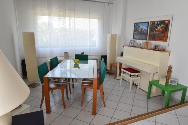 maison 5 chambres à 2 pas de l'hôpital  et des cliniques