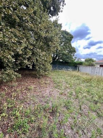 Terrain à Batir à vendre à Bordeaux en Gironde (33200), ref : 022/1194 Primrose