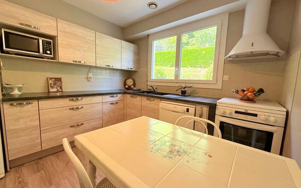 Maison à vendre    4 pièces • 110 m2 Aire-sur-l'Adour