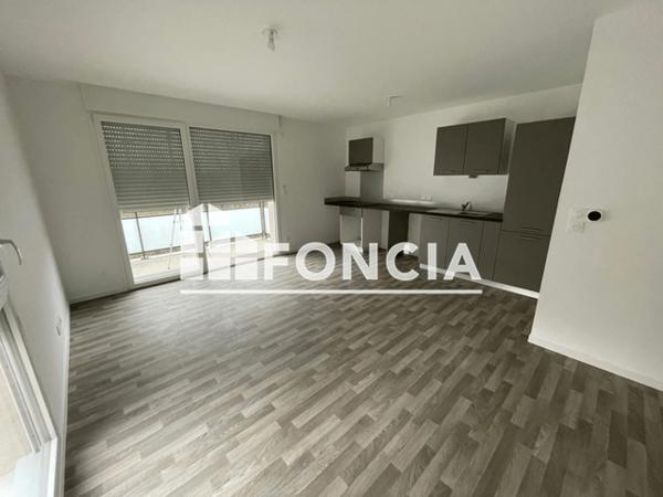 Location Appartement 3 pièces 60 m² - 16 RUE ALBERT FORCINAL Gisors 27140