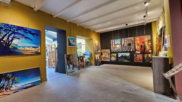 Local commercial à vendre à Pont-Aven dans le Finistère (29930), ref : 29166/69