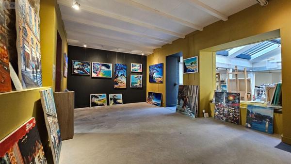 Local commercial à vendre à Pont-Aven dans le Finistère (29930), ref : 29166/69