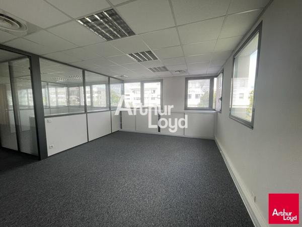SAINT GREGOIRE - BUREAUX A LOUER - 182 M² - DIVISIBLES A PARTIR DE 79M²