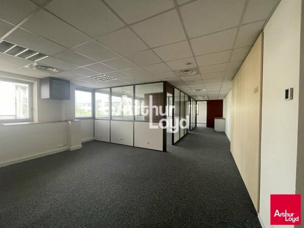 SAINT GREGOIRE - BUREAUX A LOUER - 182 M² - DIVISIBLES A PARTIR DE 79M²