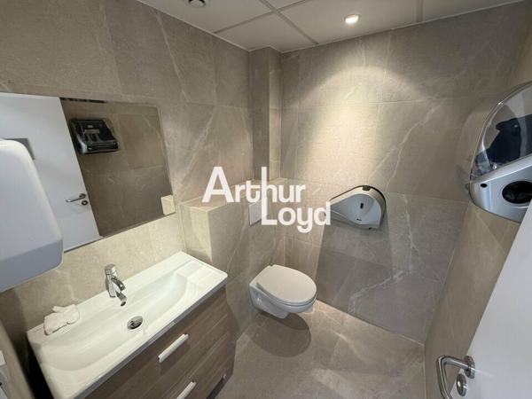 Bureaux à vendre 682 m² divisibles dès 227 m² - Antibes