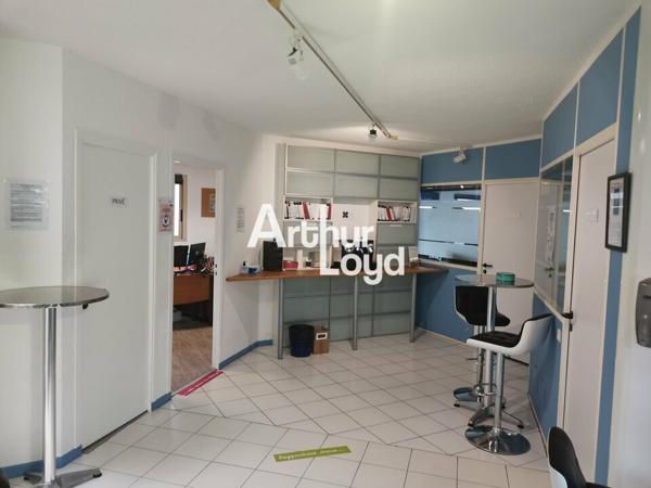 BUREAUX A LOUER 240 M² SAINT LAURENT DU VAR