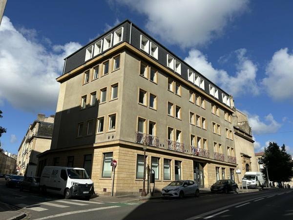 BUREAUX à LOUER de 111 m²
