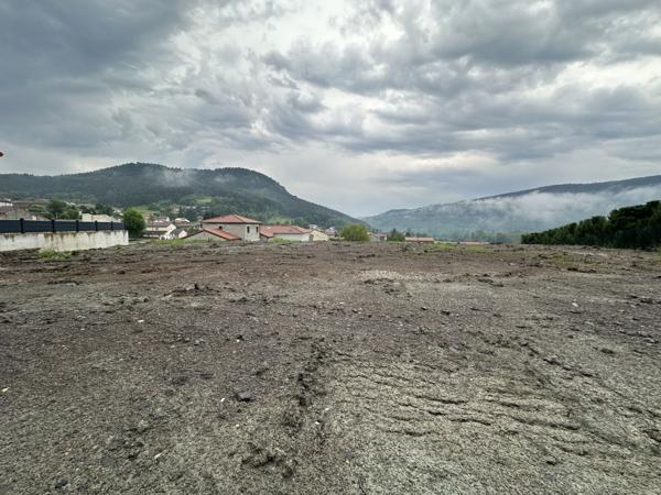 Vente Terrain60 m² - COUBON (43700)