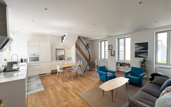 Maison à vendre    4 pièces •  La Rochelle