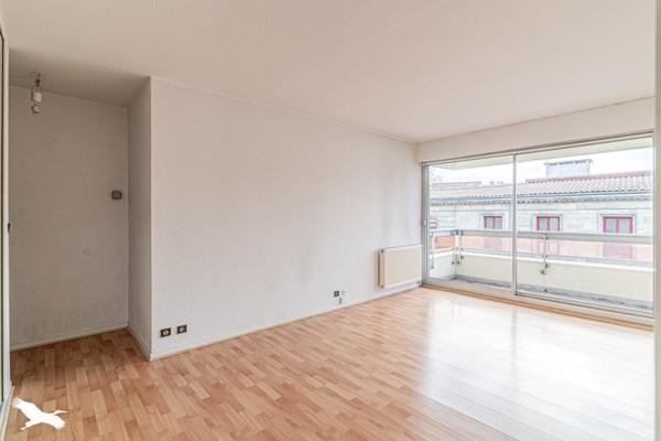 Appartement à vendre |                                       Bordeaux |                                        2 pièces  |  32 m²