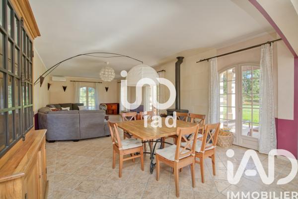 Maison à vendre 6 pièces 250 m² Cogolin