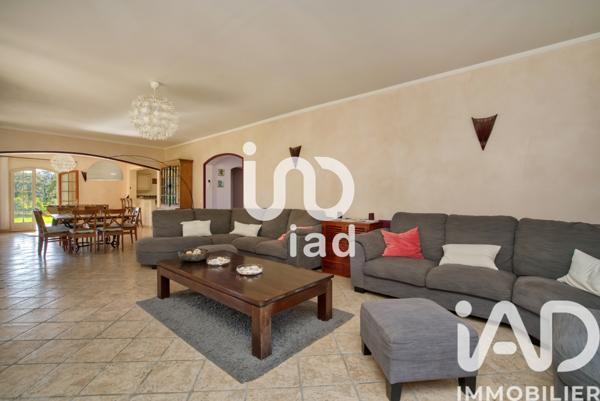 Maison à vendre 6 pièces 250 m² Cogolin