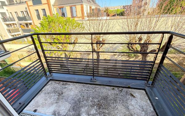 Appartement à vendre    3 pièces •  Verneuil-sur-Seine