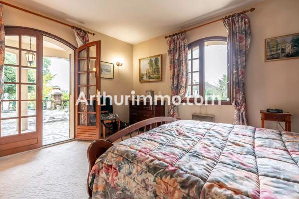 Vente Propriété 8 pièces 205 m2 à Thorigny-sur-Marne