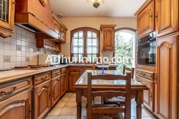 Vente Propriété 8 pièces 205 m2 à Thorigny-sur-Marne