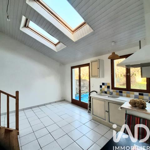 Maison à vendre 4 pièces 103 m² Carhaix-Plouguer