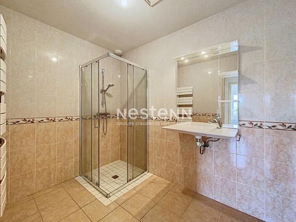 Maison à vendre à Saint Gilles Croix de Vie avec vue sur plan d'eau