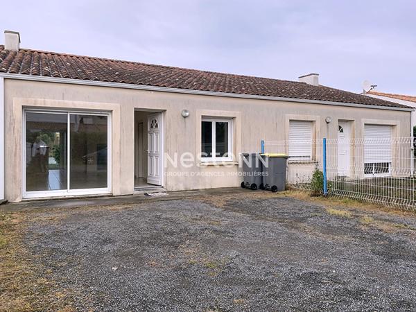 Maison à vendre à Saint Gilles Croix de Vie avec vue sur plan d'eau