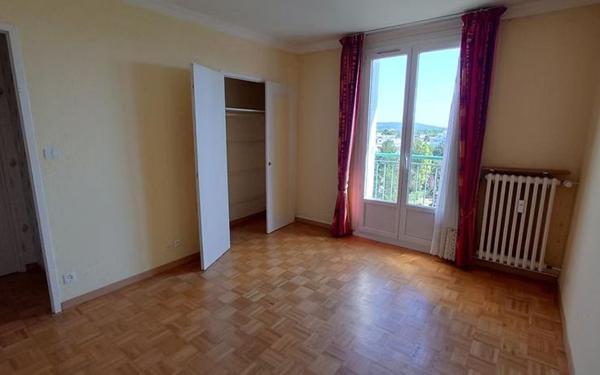 Appartement à louer    3 pièces •  Compiègne